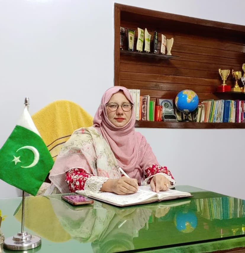 Mam Aamna Nawaz — Principal